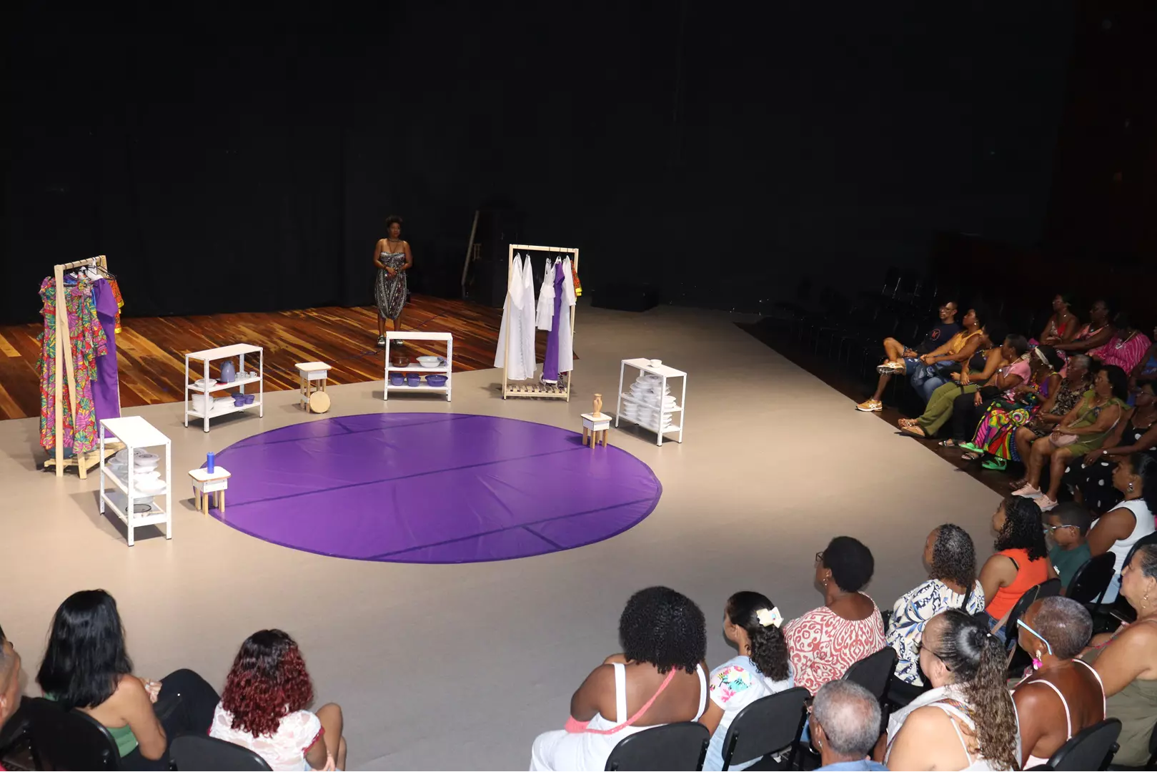 Funceb lança edital inédito Circula Cena contemplando agentes de teatro